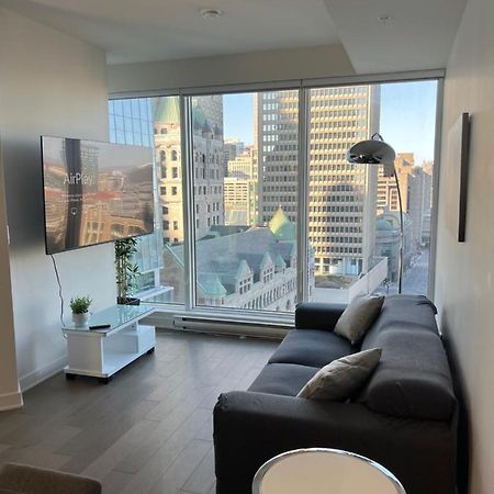 Beautiful One Bedroom Downtown Condo With Pool And Free Parking Montreal Exterior photo