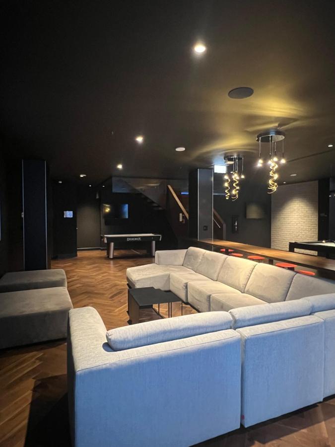 Beautiful One Bedroom Downtown Condo With Pool And Free Parking Montreal Exterior photo